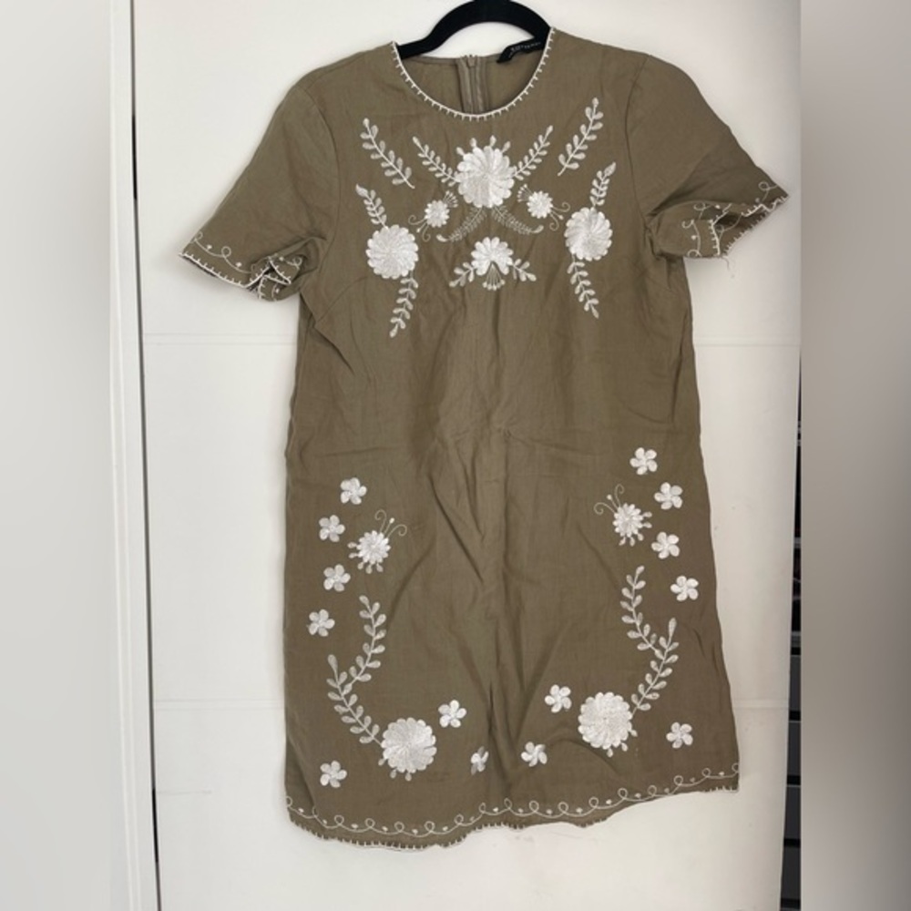 NWOT Zara Linen dress, XS
